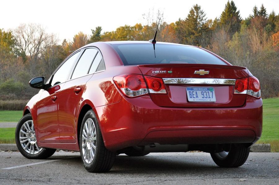 Chevrolet Cruze Eco 2012 года  (фото 18 из 40)